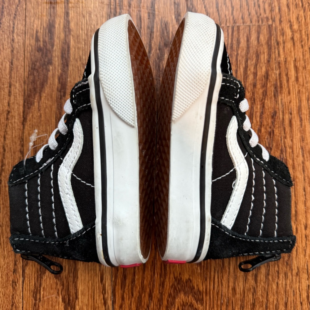 Vans Toddler Sk8-Hi Zip Shoe 4 - Picture 5 of 8
